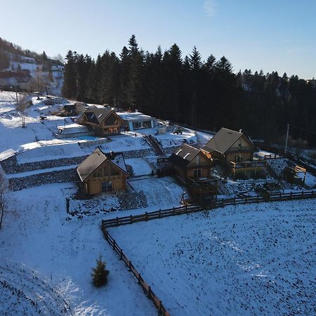 Swierkowe Chatki W Koniakowie Bagian luar foto