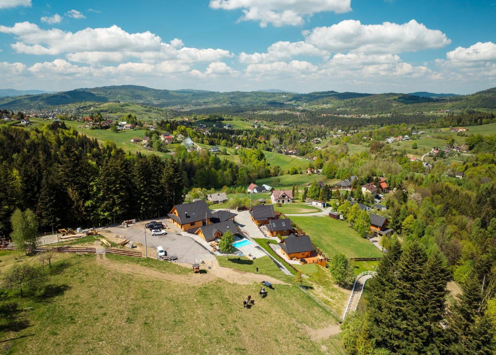 Swierkowe Chatki W Koniakowie Bagian luar foto